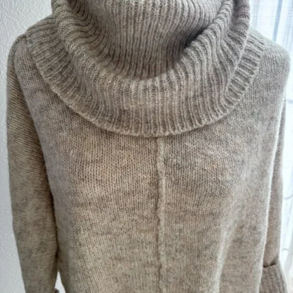 KAISLEY Scandi Neutral Heathered Cowl Turtleneck Boho Oversized Sweater Sz S - Picture 8 of 12